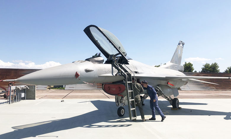 Yunanistan F-16