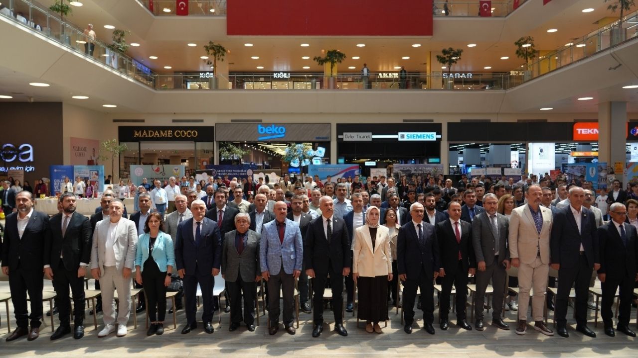 SANAYİNİN GELECEĞİ BU FUARDA GEBZE'DE MESLEKİ EĞİTİM VE BİLİM ZİRVESİ