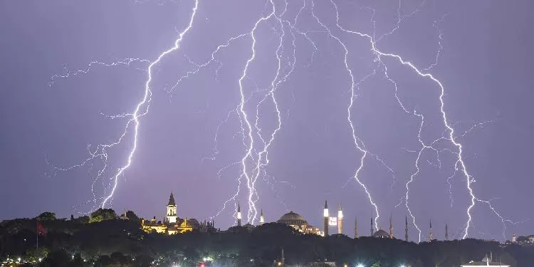 25 Temmuz Cumartesi'ye dikkat: 21 yılın en serin temmuz günü yaşanacak!